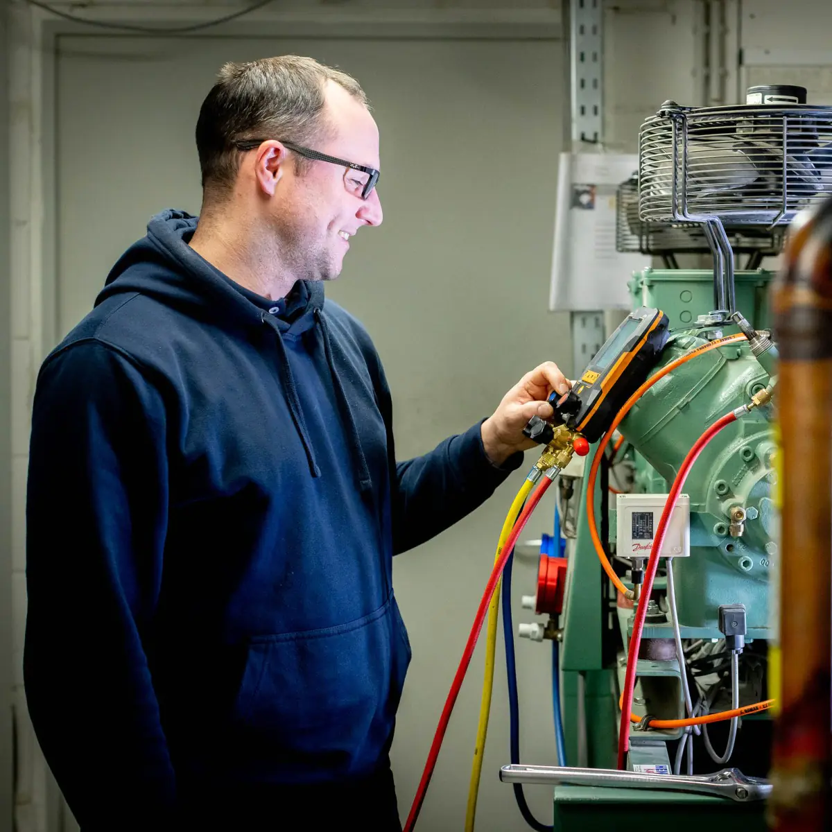 eissele kaelte klimatechnik ausbildung jobinsider jan einblick kaelteanlage